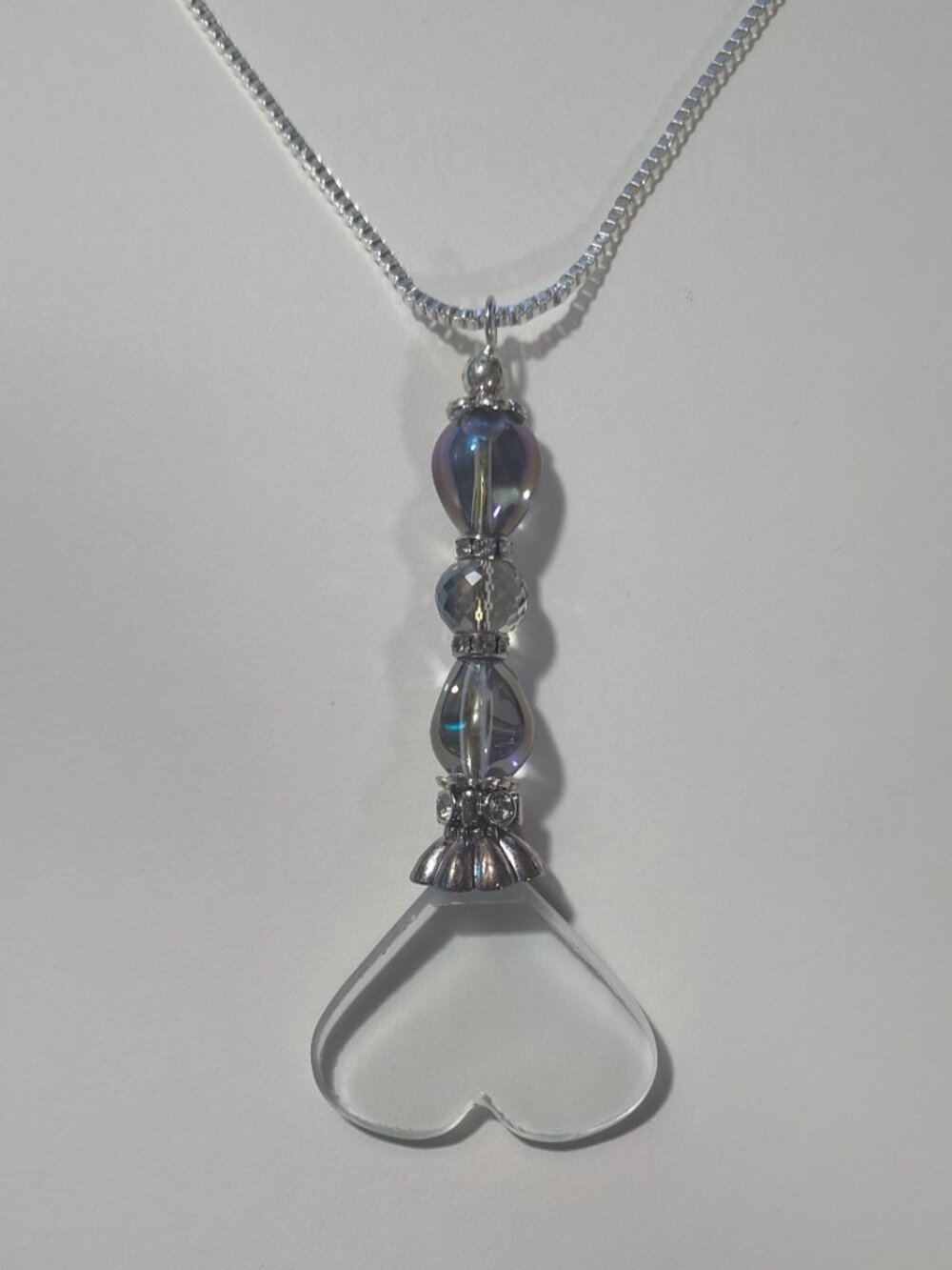Magnifying Glass Clear Crystal Beaded Handle Heart Shape 5 x Loupe Miss Marple